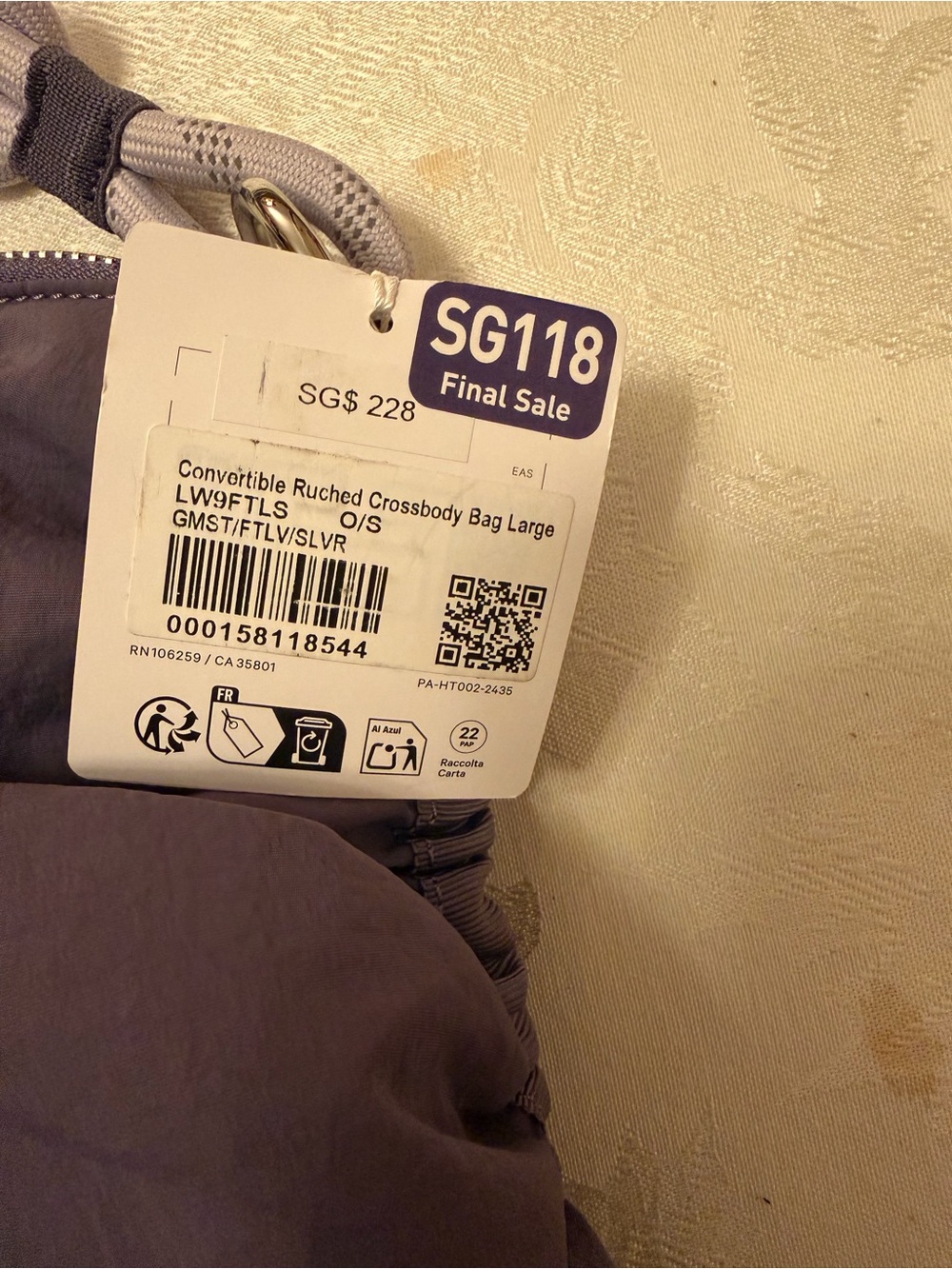 UNICORN PURPLE SUPER RARE COLOR Lululemon convertible ruched large crossbody bag - Picture 2 of 15
